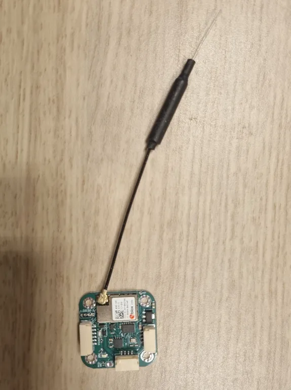 DroneBeacon db300 Blue UAS approved Remote ID module with antenna